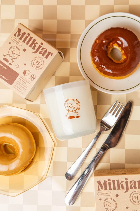 Maple Dip-Warm Maple Butter Coconut Soy 8oz Candle - Rose and Vine Florals