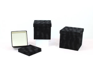 Velvet Cube Square Flower Hat Box with Lid: Black / Small