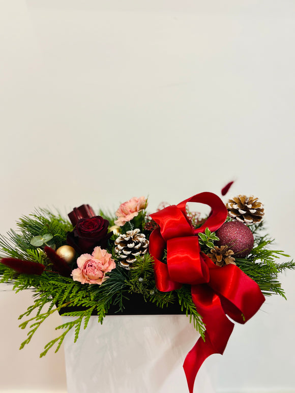 Long and lush Holiday Centerpiece